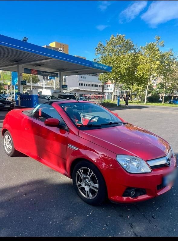 Rot Gebraucht 2006 Opel Tigra Cabrio | 1.650 € (Superpreis) - Bild 1/4