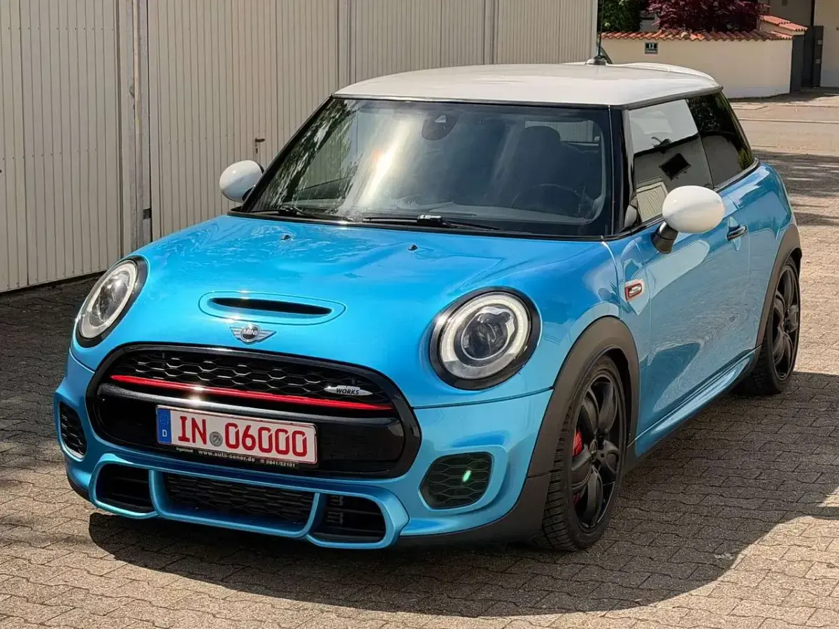 Gebraucht Mini John Cooper Works Coupé 231 PS (169 kW) 2017 Electric blue ii Coupé