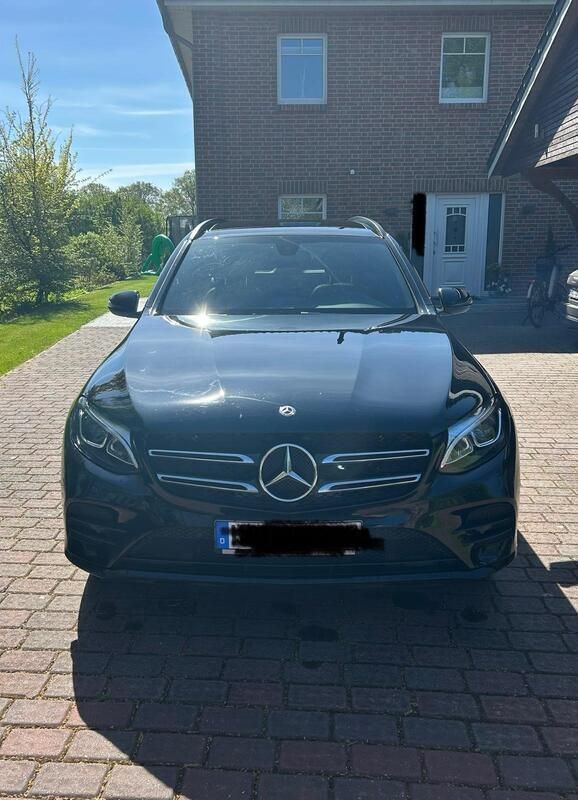 Schwarz Gebraucht 2018 Mercedes GLC250 SUV | 26.500 € (Superpreis) - Bild 1/4