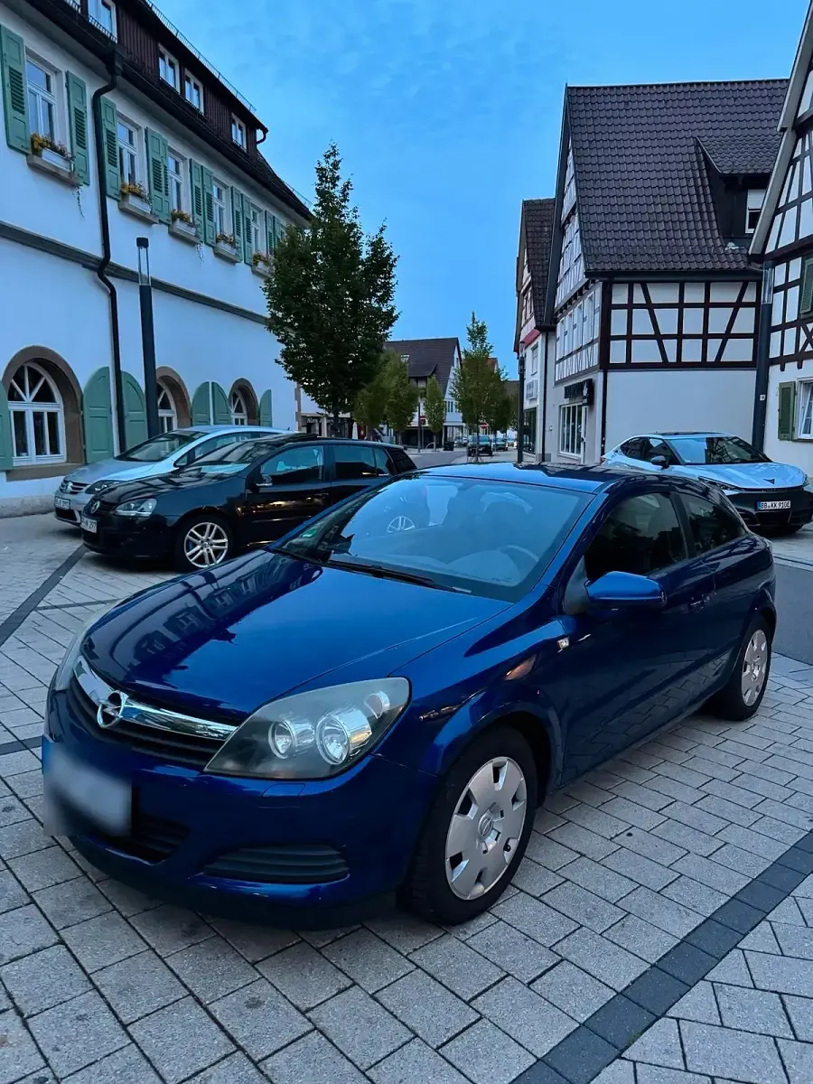 Gebraucht Opel Astra GTC 105 PS (77 kW) 2006 Blau Coupé