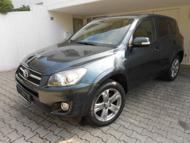 Gebraucht Toyota RAV4 Executive 177 PS (130 kW) 2009 Grün metallic SUV