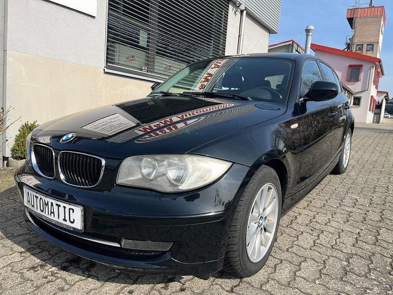 Gebraucht BMW 118 Advantage 143 PS (105 kW) 2010 Schwarz Kleinwagen