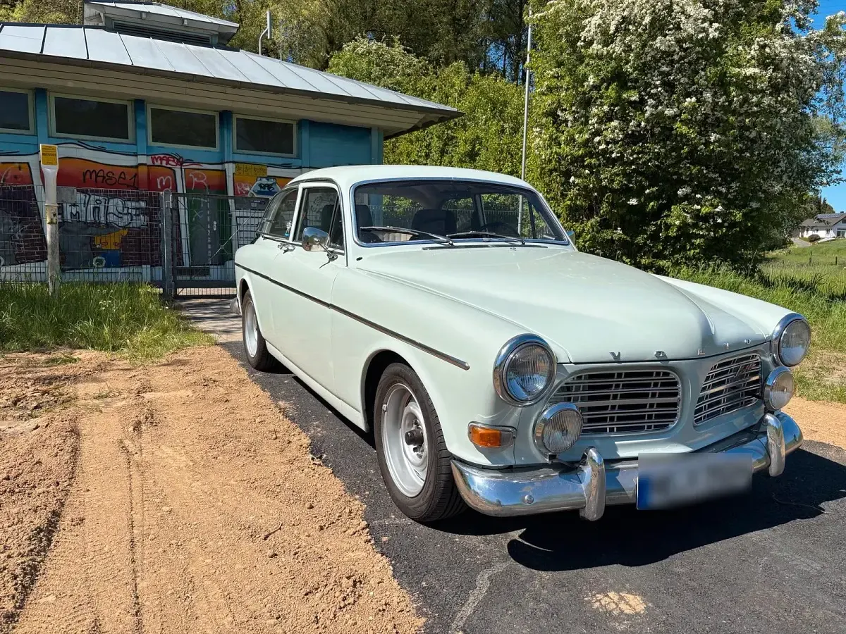 Used Volvo Amazon 75 HP (55 kW) 1966 Andere farben Sedan