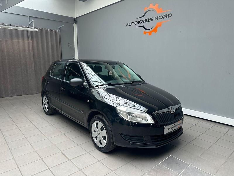 Schwarz Gebraucht 2014 Skoda Fabia Cool Edition Kleinwagen | 5.999 € (Fairer Preis) - Bild 1/4