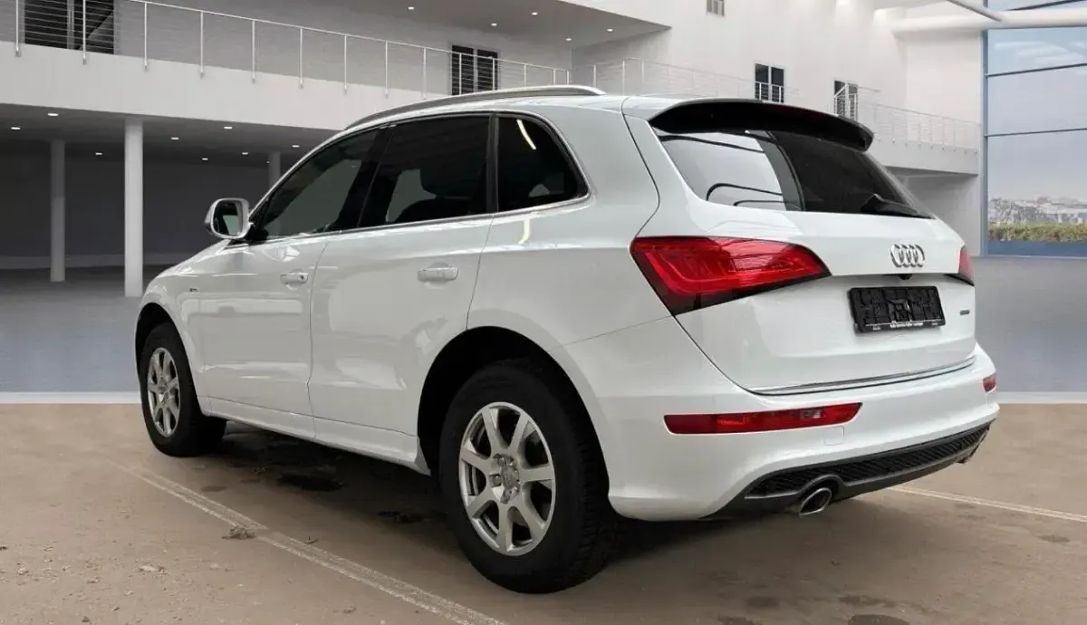 Gebraucht Audi Q5 S-Line 258 PS (189 kW) 2016 Gletscherweiß metallic SUV