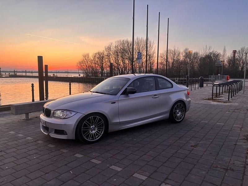 Gebraucht BMW 120 M Performance 241 PS (177 kW) 2011 Silber Kleinwagen