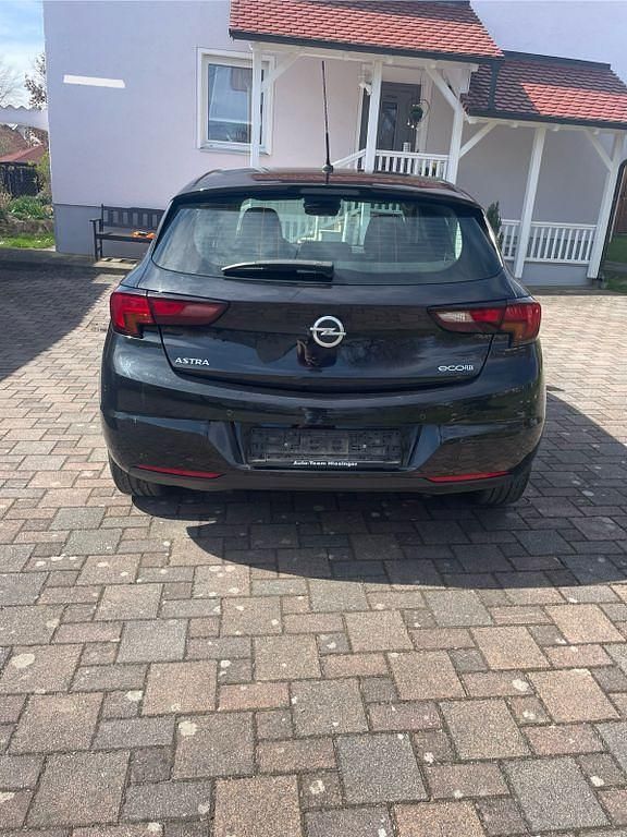 Gebraucht Opel Astra 105 PS (77 kW) 2016 Schwarz Kombi