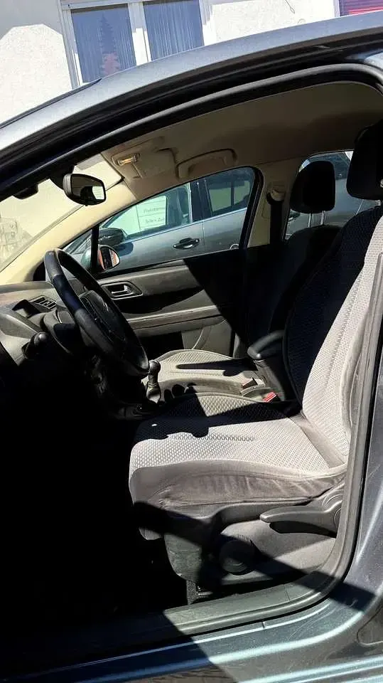 Gebraucht Citroën C4 Comfort 109 PS (80 kW) 2008 Lack grau thorium/metallic Limousine