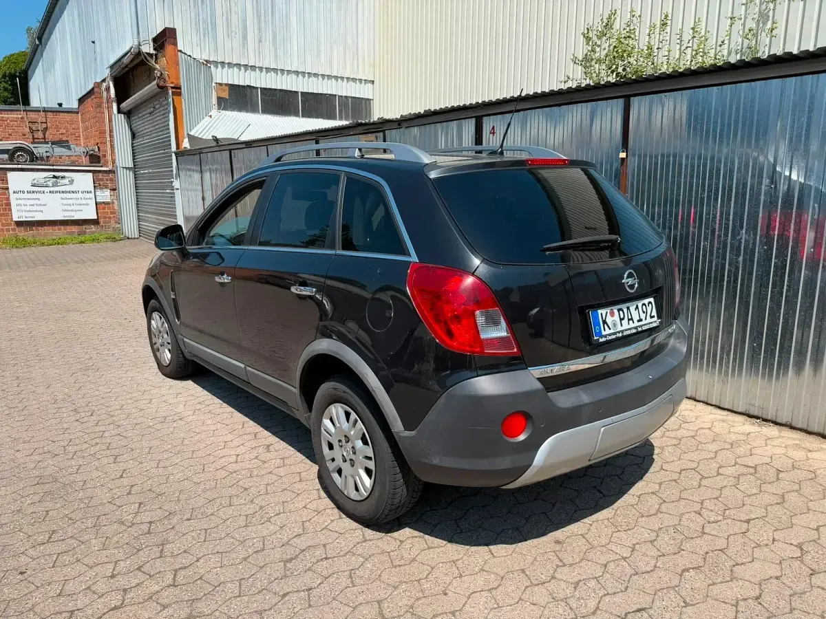 Gebraucht Opel Antara 163 PS (119 kW) 2012 Schwarz SUV