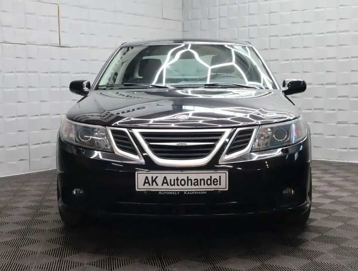 Occasion Saab 9-3 Vector 209 PK (153 kW) 2009 Zwart Sedan