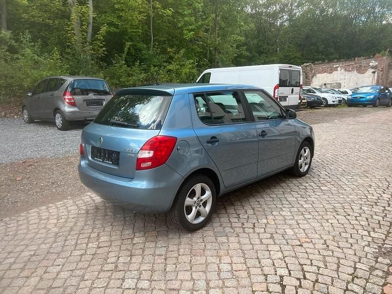 Gebraucht Skoda Fabia Classic 60 PS (44 kW) 2011 Andere farben Kleinwagen
