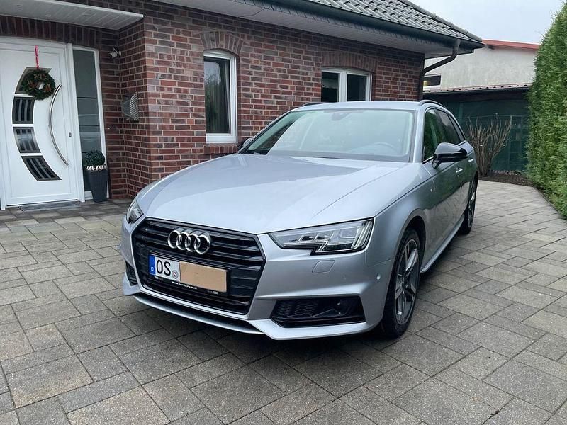 Gebraucht Audi A4 Sport 170 PS (125 kW) 2017 Silber Kombi