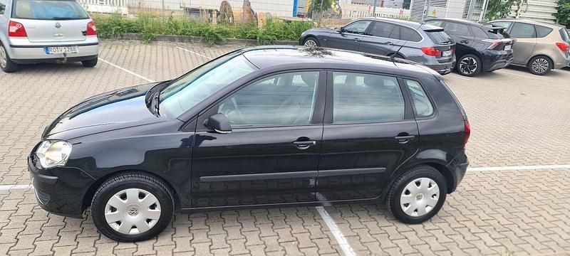 Gebraucht VW Polo Trendline 64 PS (47 kW) 2005 Schwarz Kleinwagen