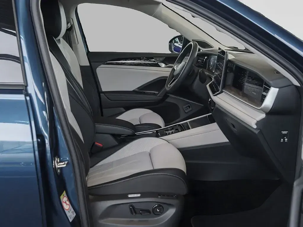 Gebraucht VW Tayron 193 PS (141 kW) 2025 Blau SUV