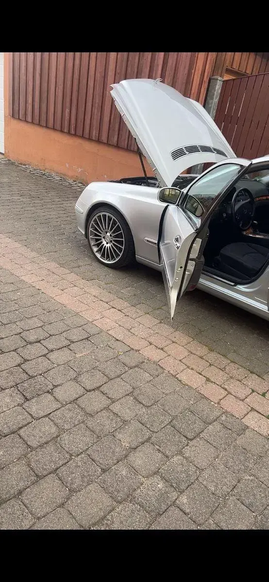 Gebraucht Mercedes E350 Elegance 272 PS (200 kW) 2005 Silber Limousine