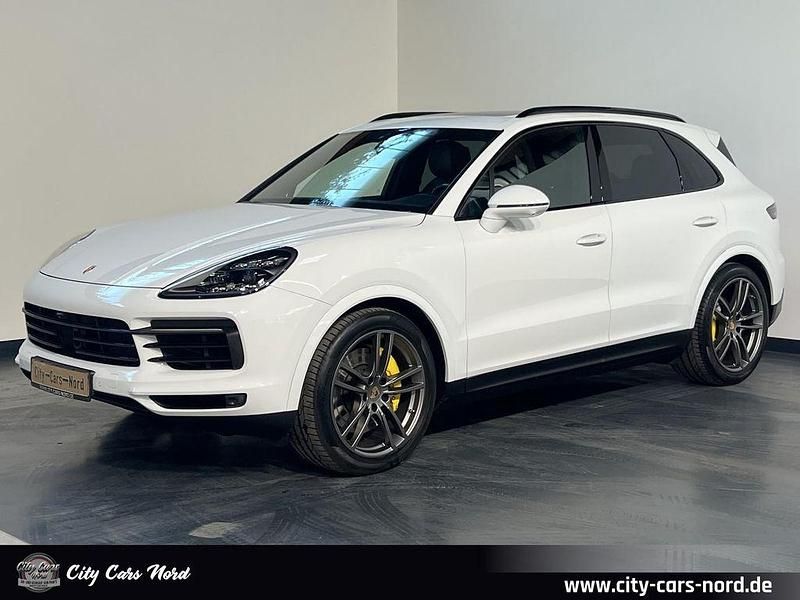 Weiß Gebraucht 2018 Porsche Cayenne S Chrono SUV | 48.499 € - Bild 1/4