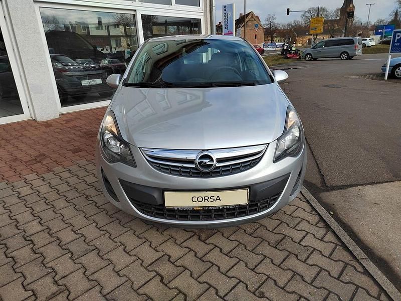 Gebraucht Opel Corsa Selection 69 PS (50 kW) 2014 Silber Kleinwagen