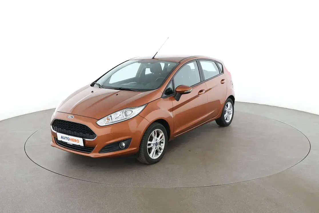 Gebraucht Ford Fiesta Celebration 80 PS (58 kW) 2016 Kleinwagen