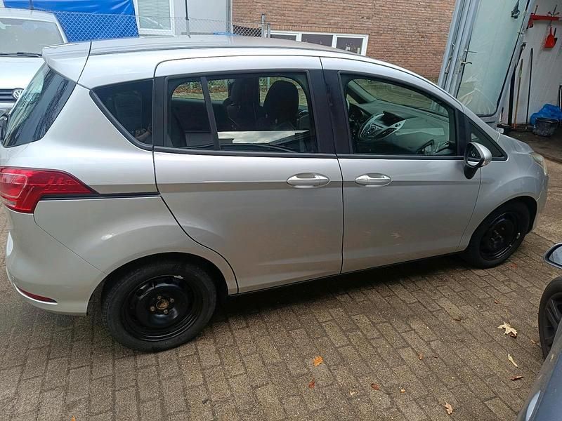 Gebraucht Ford B-MAX 120 PS (88 kW) 2014 Grau Van / Kleinbus
