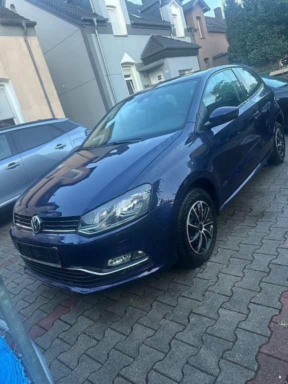 Blau Gebraucht 2016 VW Polo Allstar Kleinwagen | 6.200 € (Guter Preis) - Bild 1/4
