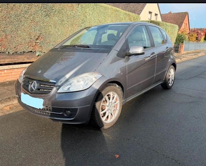 Grau Gebraucht 2008 Mercedes A170 Van / Kleinbus | 3.550 € (Guter Preis) - Bild 1/4