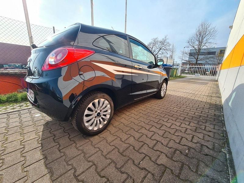 Gebraucht Ford Ka Trend 69 PS (50 kW) 2011 Schwarz Kleinwagen