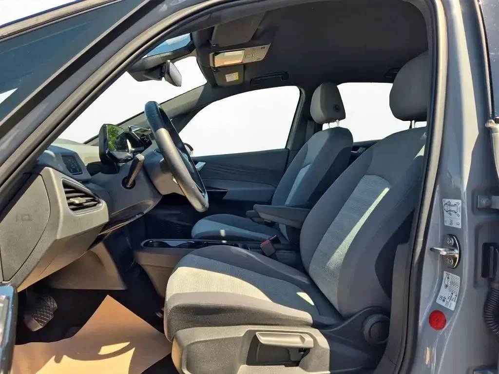 Gebraucht VW ID.3 Pro 106 kW (145 PS) 2021 Mondsteingrau Kleinwagen