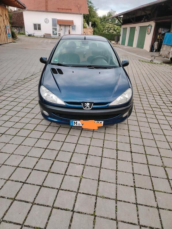 Blau Gebraucht 2000 Peugeot 206 Kleinwagen | 1.800 € (Fairer Preis) - Bild 1/4