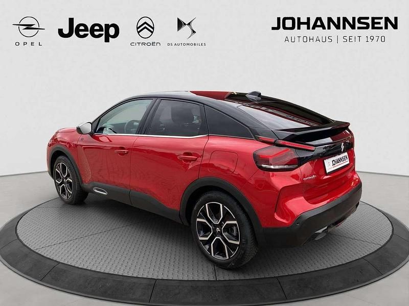 Gebraucht Citroën e-C4 Shine 100 kW (136 PS) 2023 Rot Limousine