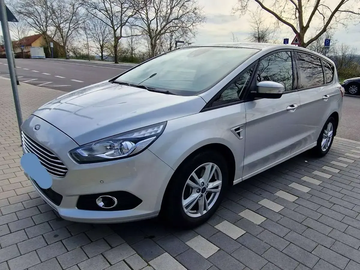 Gebraucht Ford S-MAX S 150 PS (110 kW) 2019 Silber Van / Kleinbus