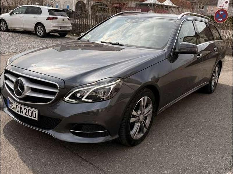 Gebraucht Mercedes E250 204 PS (150 kW) 2013 Tenoritgrau  metalliclack (metallic) Kombi