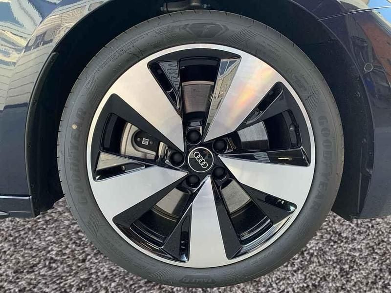 Gebraucht Audi A5 Ambiente 299 PS (219 kW) 2025 Firmamentblau metallic Coupé