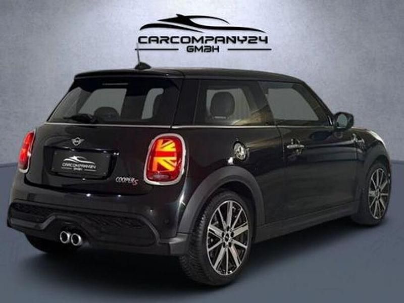 Gebraucht Mini Cooper S Resolute Edition 178 PS (130 kW) 2024 Schwarz Kleinwagen
