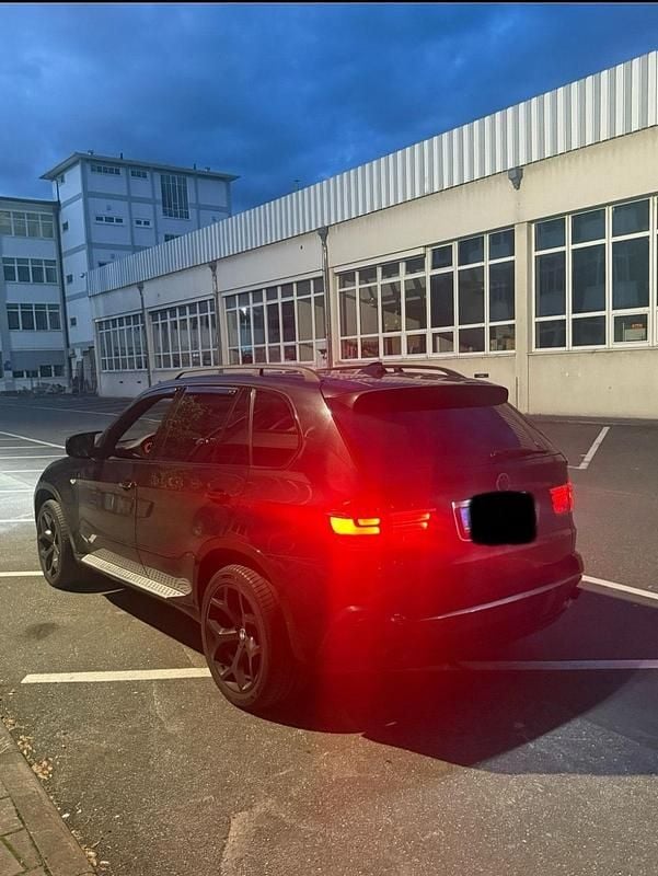 Schwarz Gebraucht 2007 BMW X5 SUV | 8.900 € - Bild 1/4