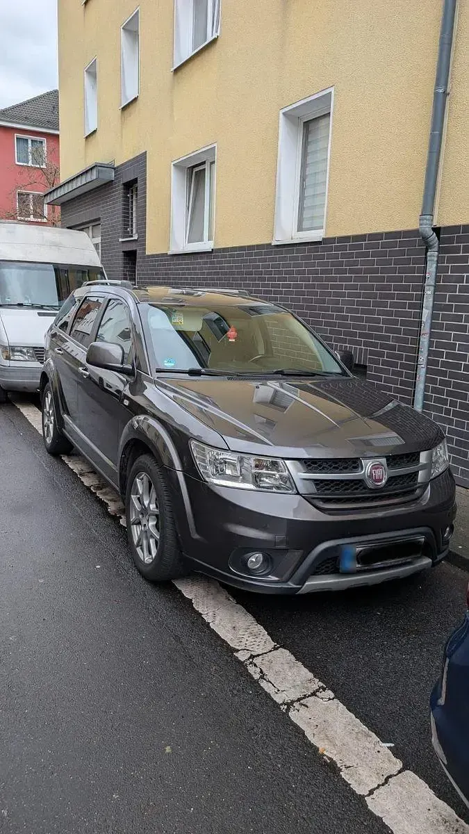 Gebraucht Fiat Freemont 170 PS (125 kW) 2014 Grau SUV