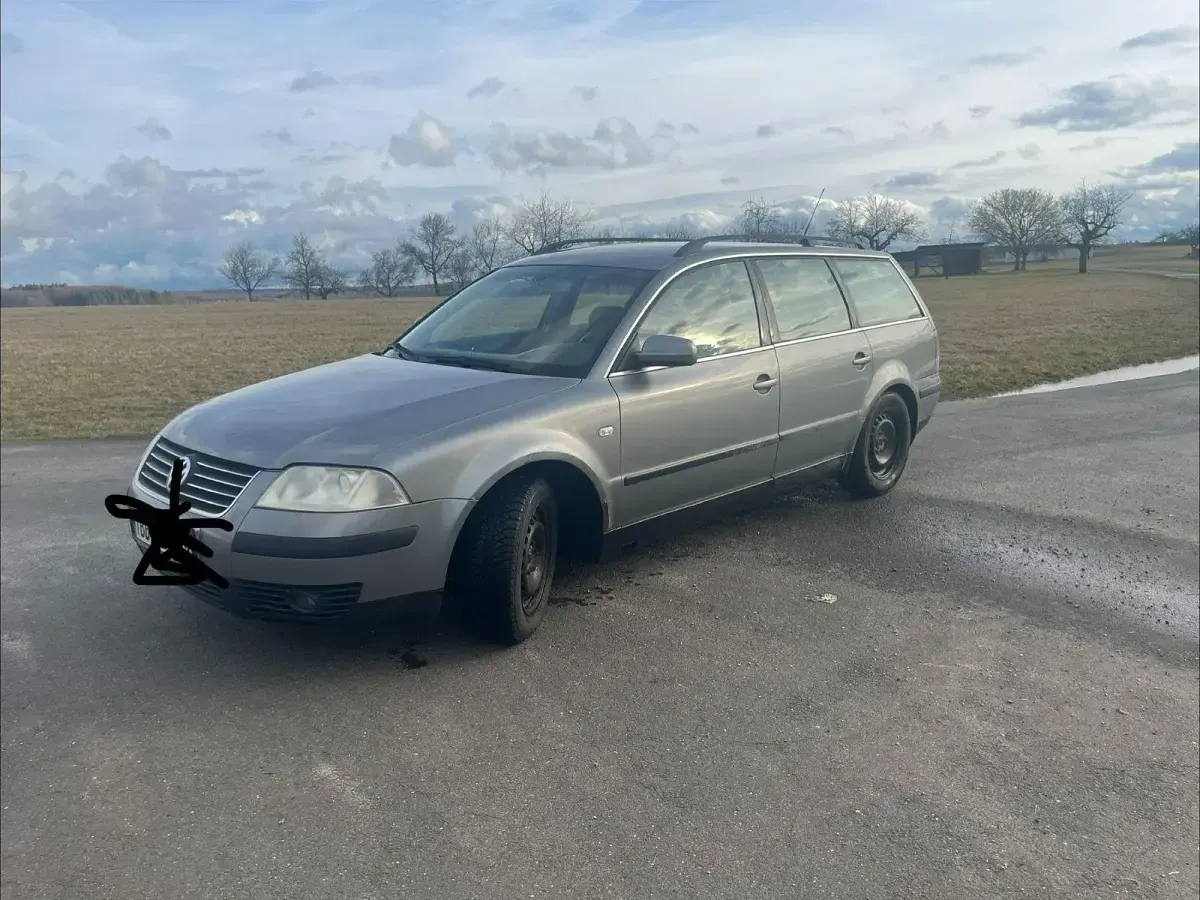 Gebraucht VW Passat Comfortline 131 PS (96 kW) 2002 Grau Kombi