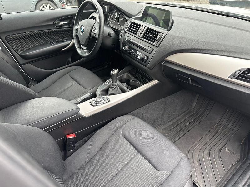 Gebraucht BMW 116 116 PS (85 kW) 2014 Weiß Kleinwagen