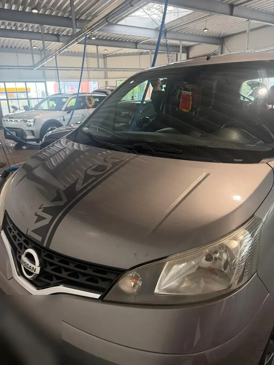 Gebraucht Nissan Evalia 110 PS (80 kW) 2012 Grau Van / Kleinbus