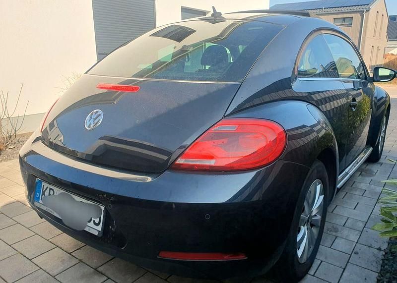 Gebraucht VW Beetle Design 105 PS (77 kW) 2013 Schwarz Kleinwagen