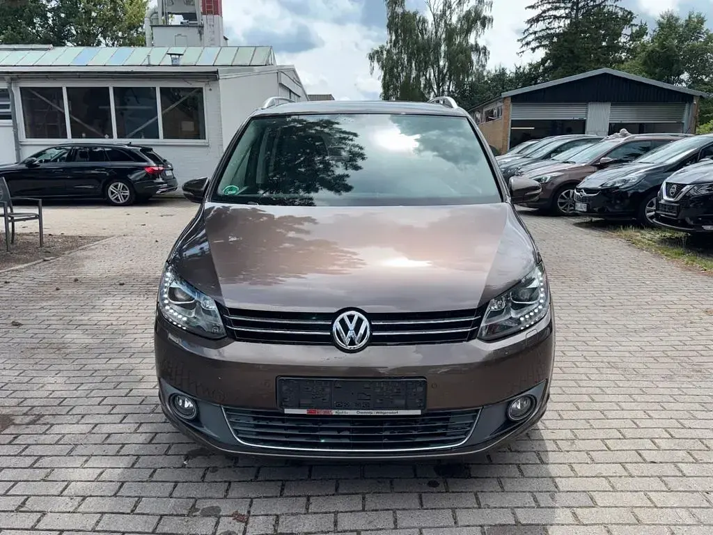 Gebraucht VW Touran Highline 140 PS (102 kW) 2012 Braun Van / Kleinbus