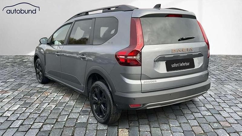 Neu Dacia Jogger Extreme 110 PS (80 kW) 2025 Grau Van / Kleinbus