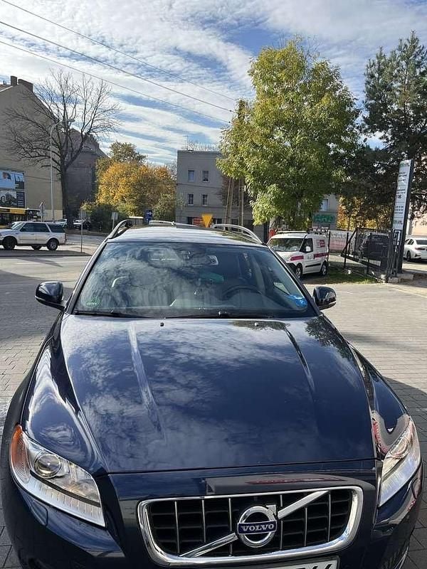 Gebraucht Volvo V70 Pro 136 PS (100 kW) 2013 Blau Kombi