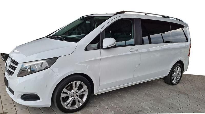 Gebraucht Mercedes V250 Edition 190 PS (139 kW) 2016 Weiß Van / Kleinbus
