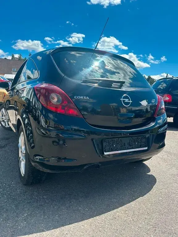 Gebraucht Opel Corsa Sport 80 PS (58 kW) 2009 Schwarz Kleinwagen