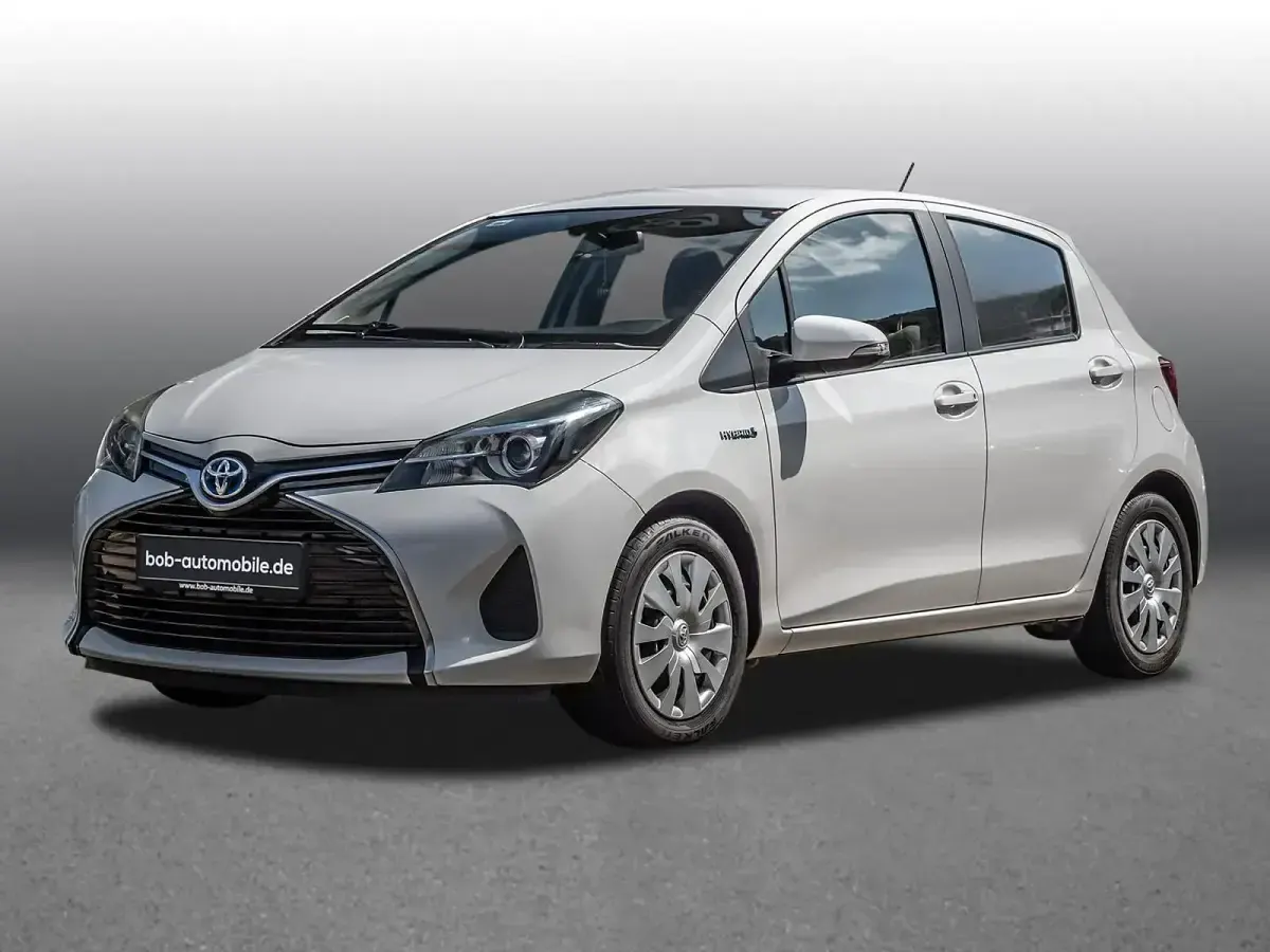 Gebraucht Toyota Yaris Hybrid Comfort 102 PS (75 kW) 2015 Kleinwagen