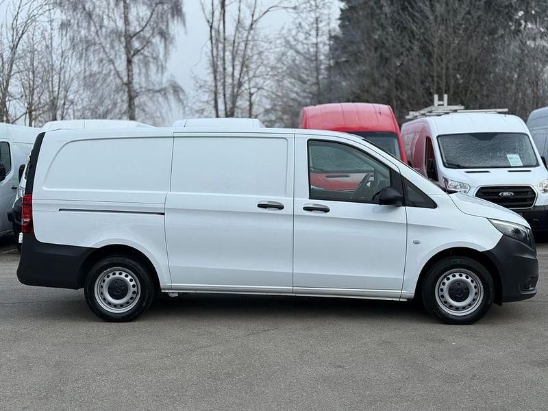 Gebraucht Mercedes Vito 136 PS (100 kW) 2021 Weiß Van