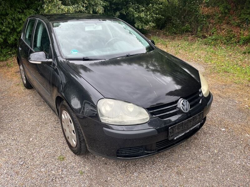 Schwarz Gebraucht 2004 VW Golf IV Trendline Limousine | 850 € (Superpreis) - Bild 1/4