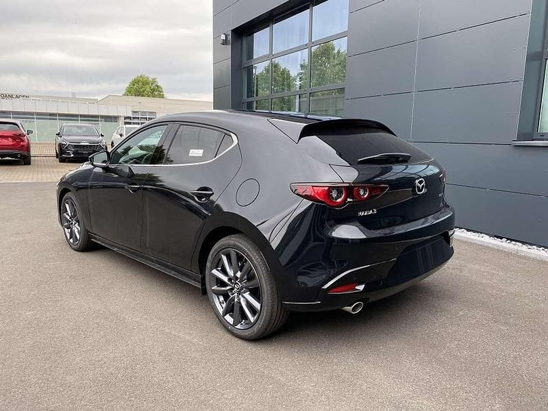 Gebraucht Mazda 3 Exclusive-Line 150 PS (110 kW) 2023 Jet black Kleinwagen
