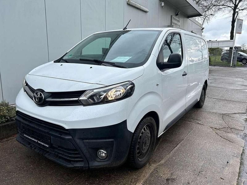 Gebraucht Toyota Proace Comfort 116 PS (85 kW) 2017 Weiß Van / Kleinbus