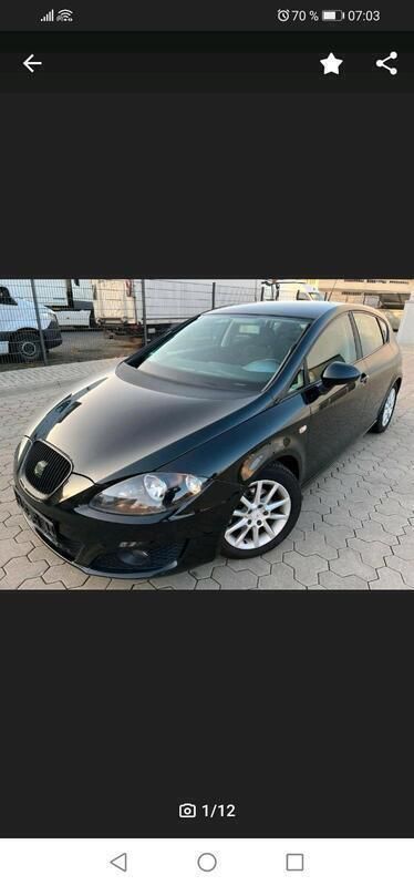 Schwarz Gebraucht 2011 Seat Leon Kleinwagen | 4.000 € - Bild 1/4